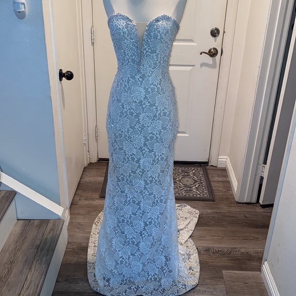 La Femme White Lace Rhinestone Prom Pageant Evening Wedding Dress - Picture 1 of 16